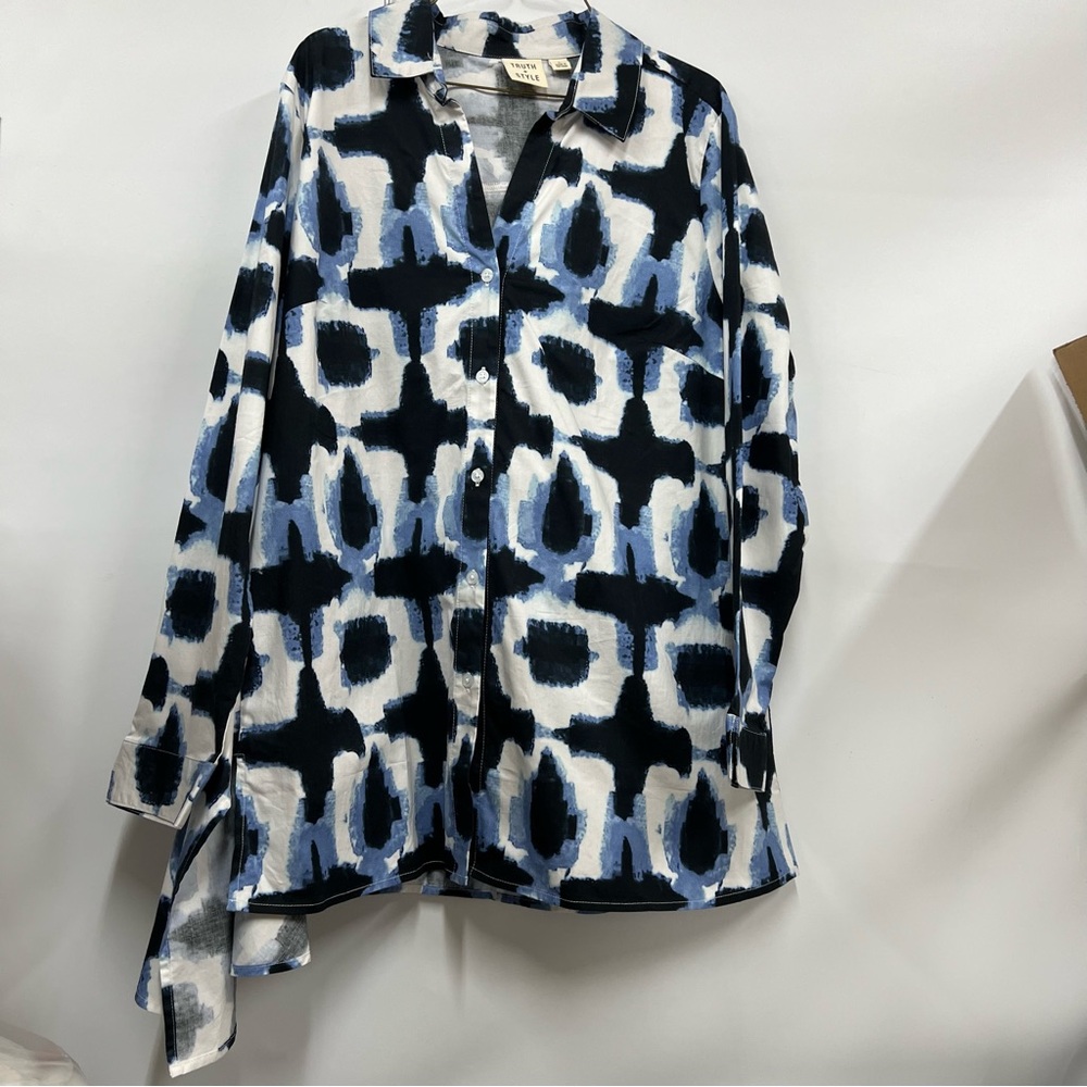 Truth + Style women’s L asymmetrical Monochrome Abstract Shirt button up collar